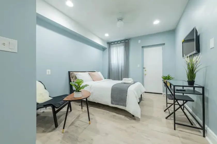 Awesome Studio-2 - Image 1