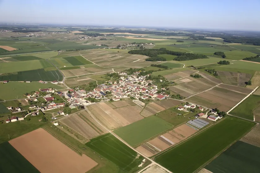 GITE LES VILLAYES (in a quiet and relaxing village) - Image 1