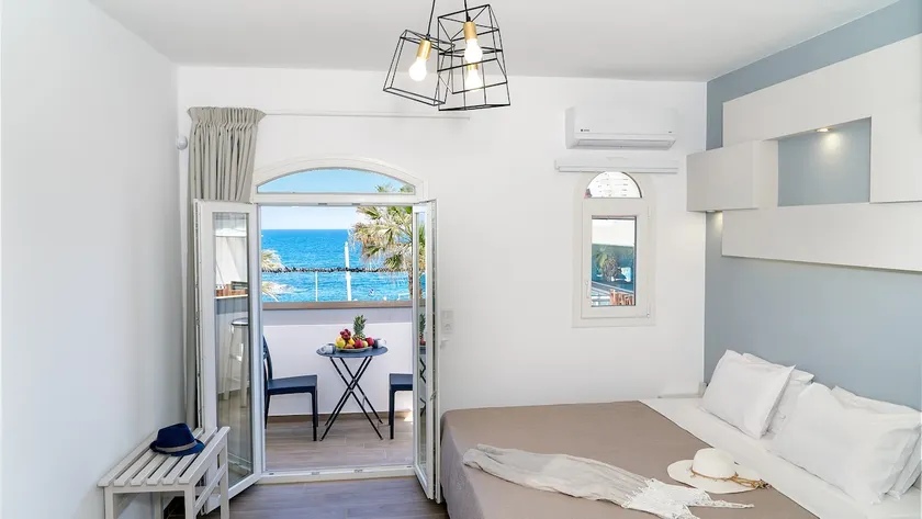 Renata Mare Beachside Studios - Image 1