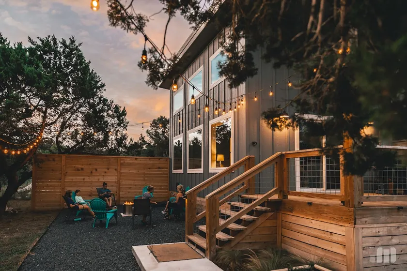 The Avery House - A quiet hill country retreat - Image 1