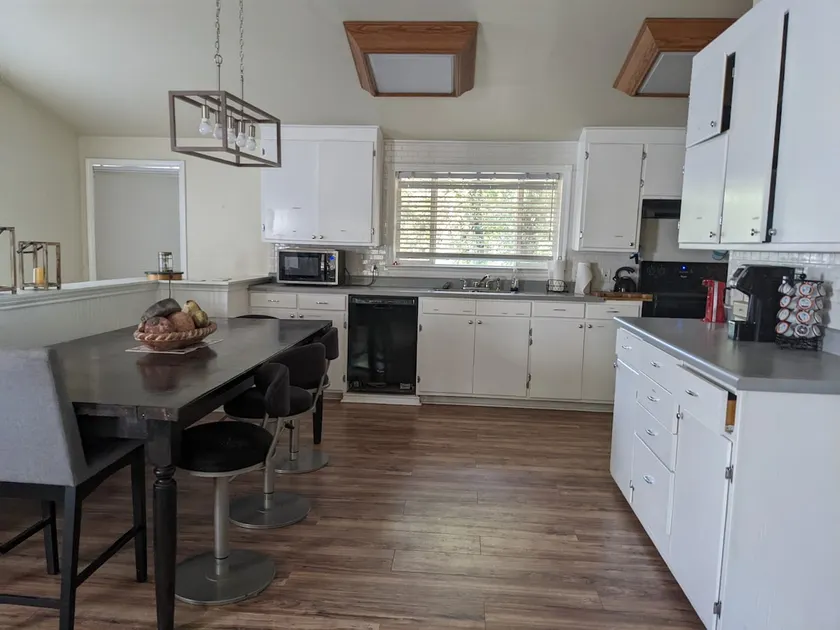 Peaceful Country Getaway•Near Texoma •Pet Friendly - Image 1