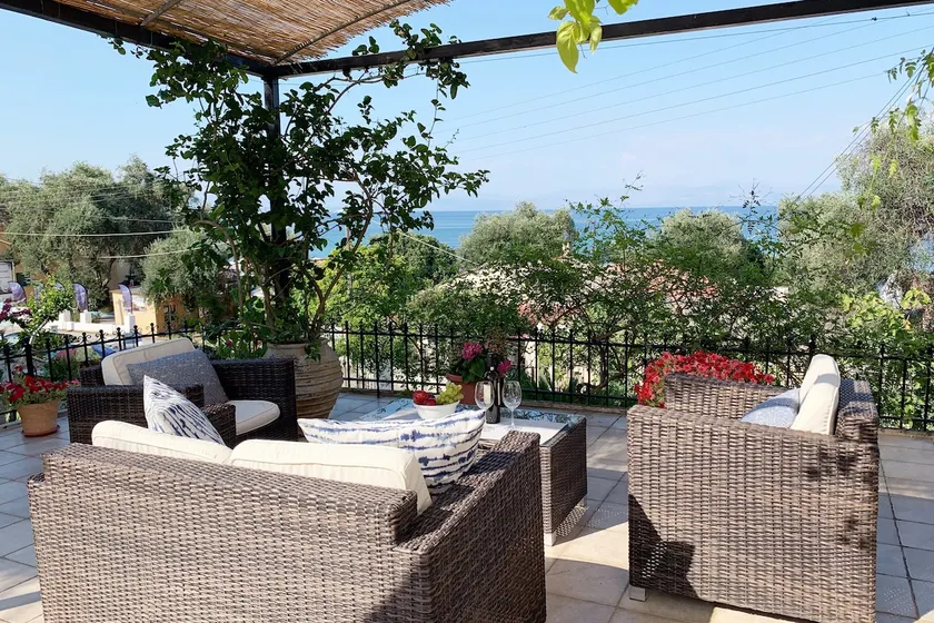 Marina Seaview Cottage - Image 1