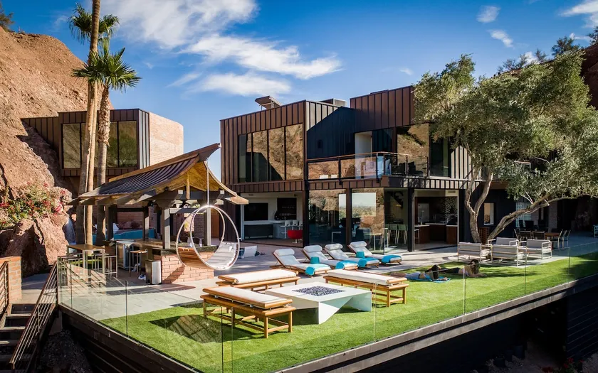 Exclusive Camelback Mansion - Panoramic Views - Image 1