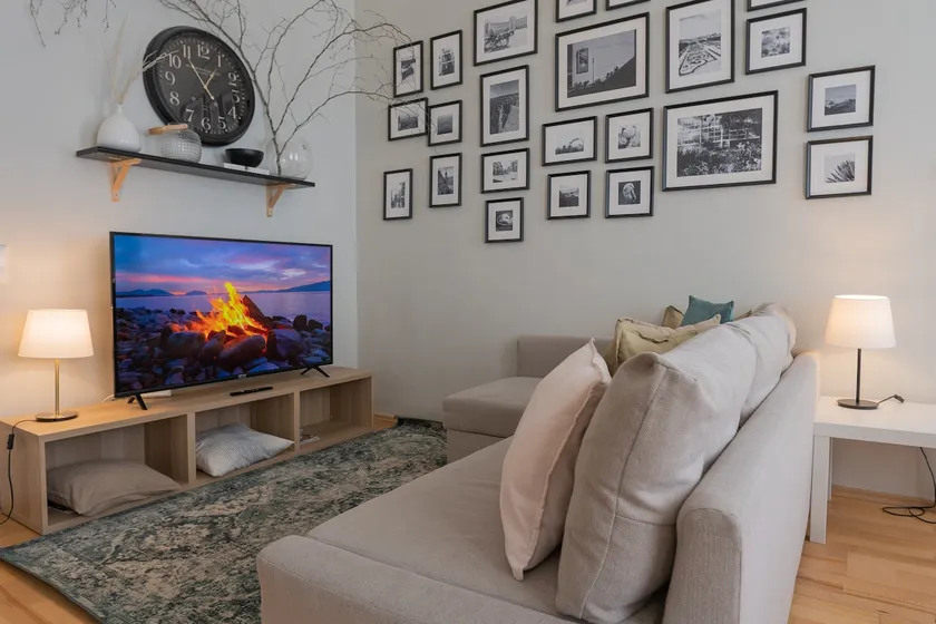 Danube apartment in ambient style with smart TV - Image 1