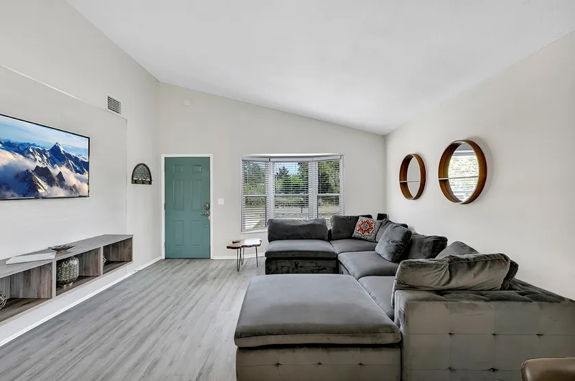 Stop Scrolling! Cozy Home• 3BED Clearwater - Image 1