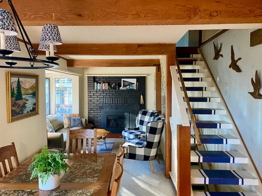 Lakeside Tahoe Cabin w/ Private Beach + Sleeps 8 - Image 1