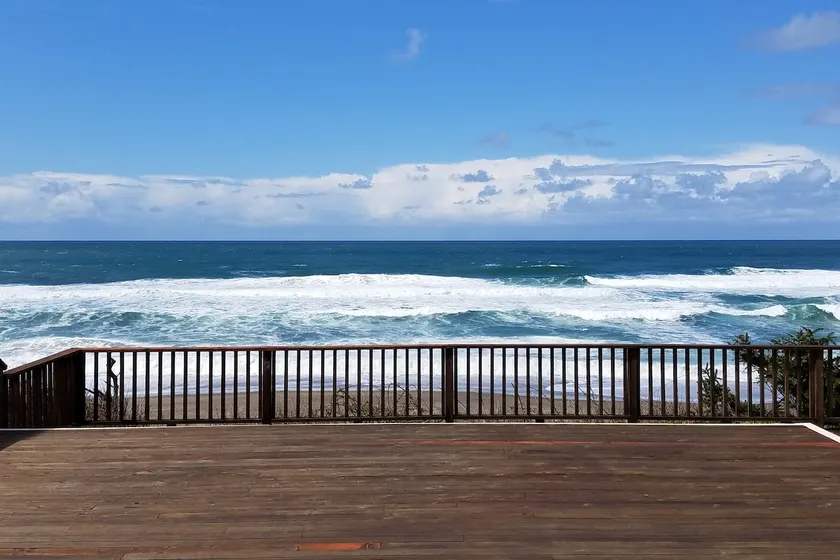Magenta Shores- Oceanfront Views & Pet Friendly - Image 1