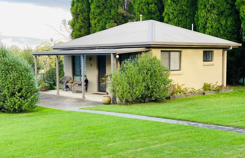 Cottage at Number 20 - Only minutes to Bowral - Image 1