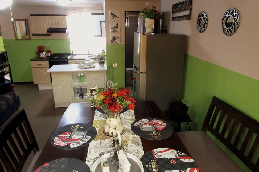 Centrally located Boho chic loft with terrace Wifi kitchen TV - Image 1