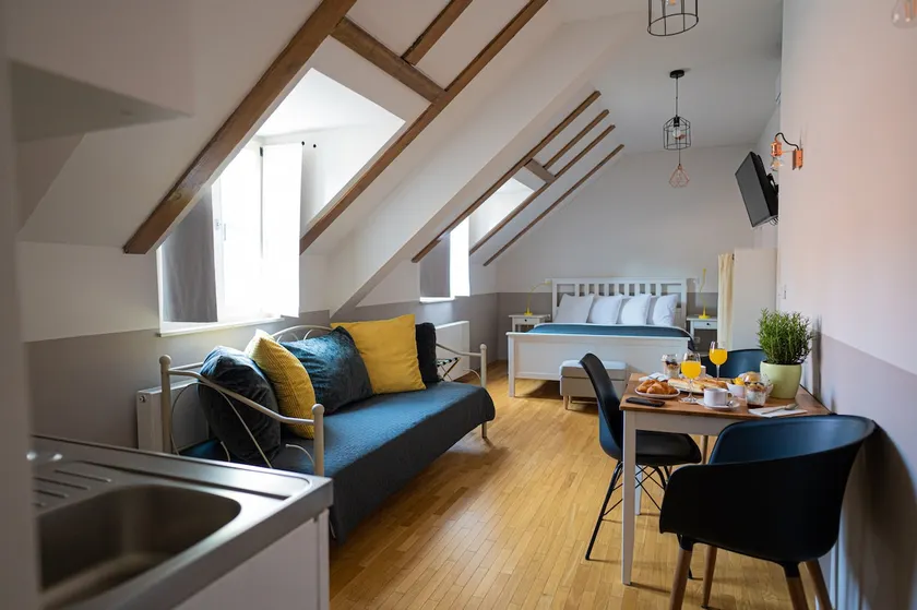 Upper town apartment Coco - Image 1