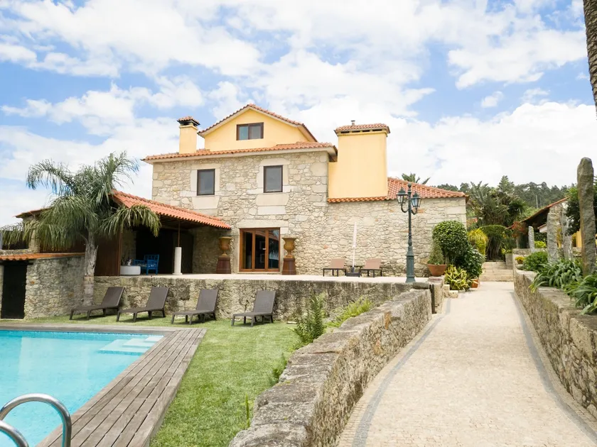 Antico casale con piscina, rinnovato di recente, - Image 1
