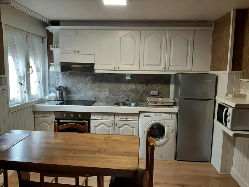 Spacious apartment in Felechosa - Image 1
