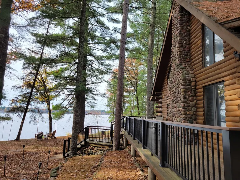 Stunning Lakefront Home-Private Beach & Much More! - Image 1