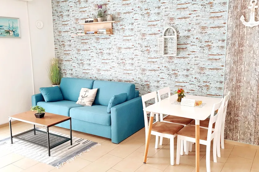 2 apartments in city center for up to 8 person - Image 1
