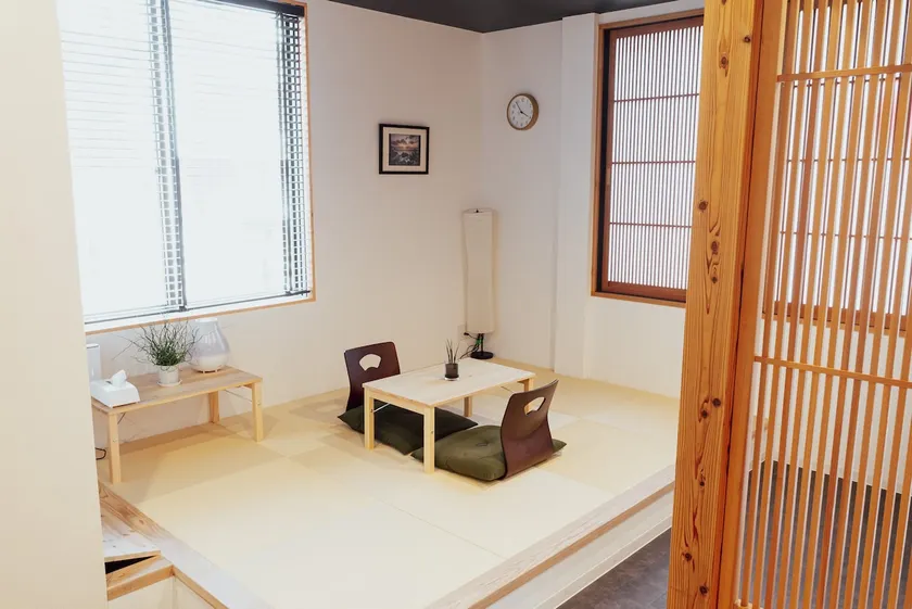 Spacious 5per Family-Friendly Room w Kitchenette - Image 1