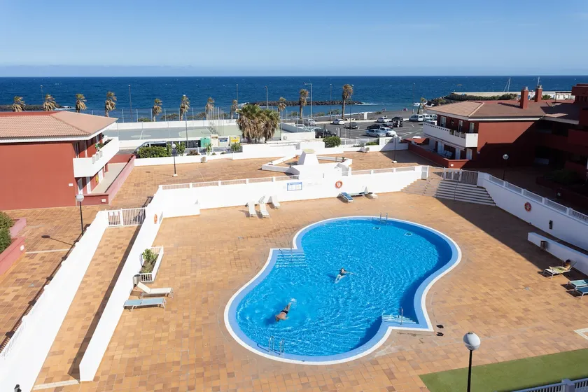Home2Book Sea Front Duplex Terrace Pool - Image 1