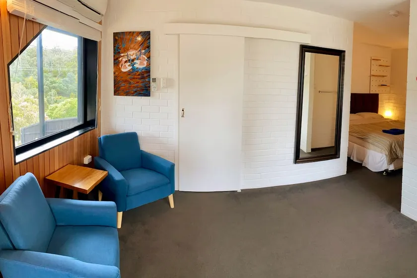 South Hobart, Self-Contained Studio Apartment - Image 1
