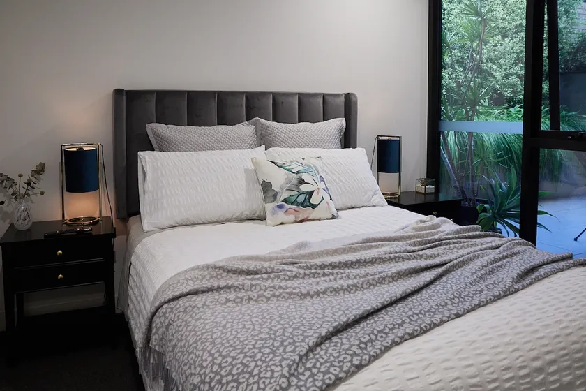 Modern, stylish, 2 Bedroom, 2 Bathroom apartment. - Image 1
