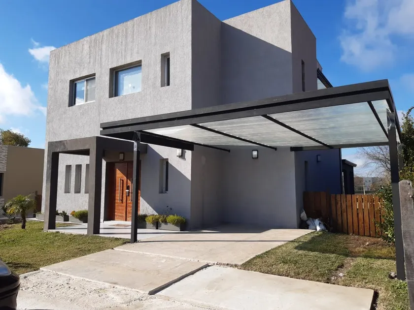 Beautiful house with pool country s/panamericana - Image 1