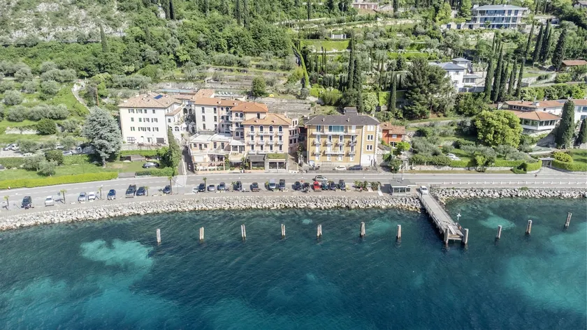Lake Sensation - Garda Lake View - Image 1