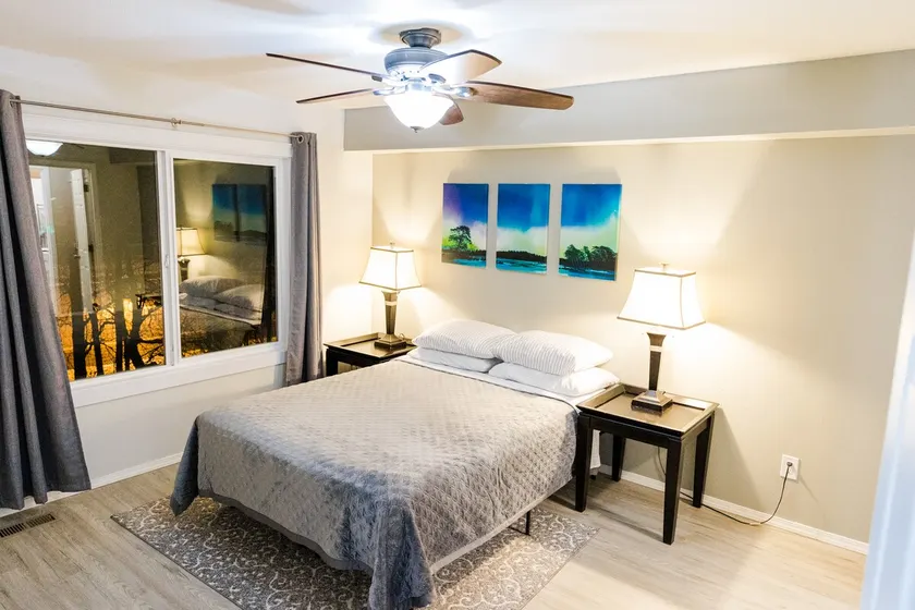 Aurora Retreat - 2 Bedroom - Image 1