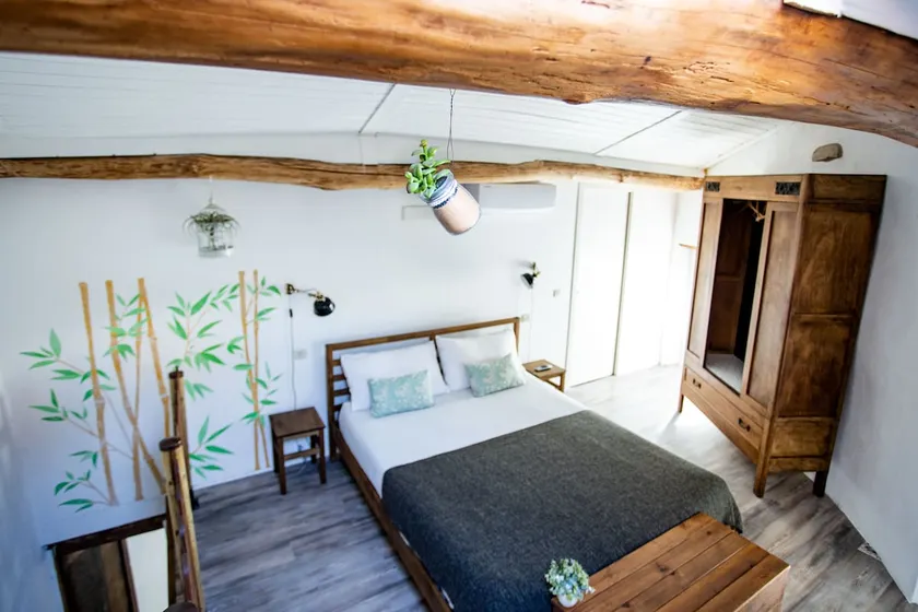 April Home - Image 1