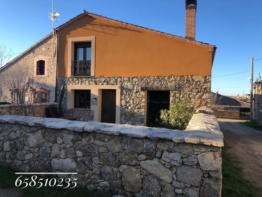 La Salceda country house. Near Pedraza and Segovia - Image 1