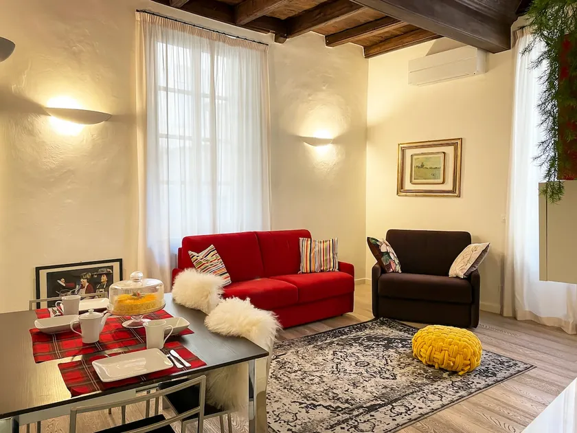 LuxRent Apartment Castello - Image 1
