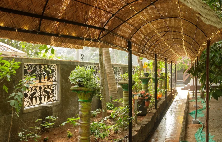 Entire Cozy 1BR woodhouse near Cochin airport - Image 1
