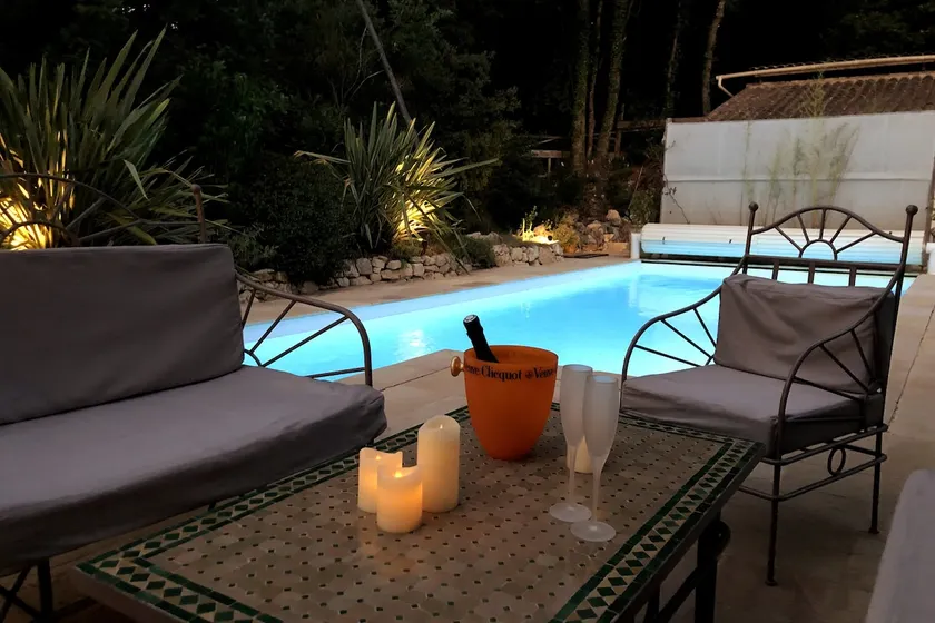 Air-conditionned VILLA (sleeps 12) PRIVATE POOL w/roller shutter. Calm/Intimacy - Image 1