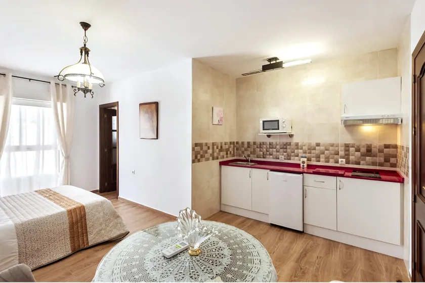 Maria José's Apartments, Apartment with double bed. - Image 1