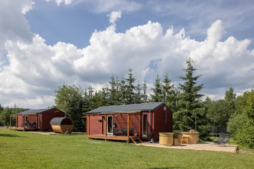 Cabins with a sauna and a hot tub - Image 1