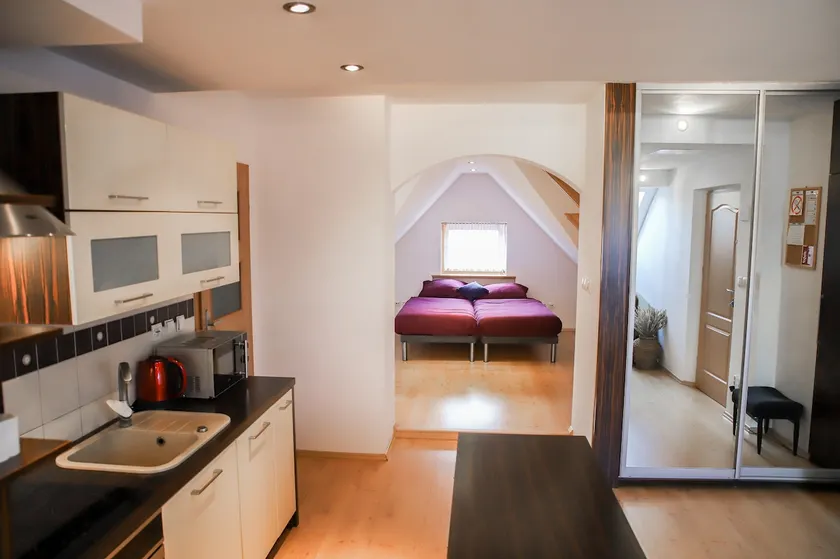 Lovely apartment in city Center of Jelenia Gora. - Image 1