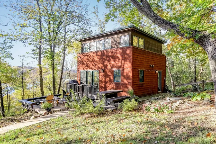 Tree House on the St. Croix River - Image 1