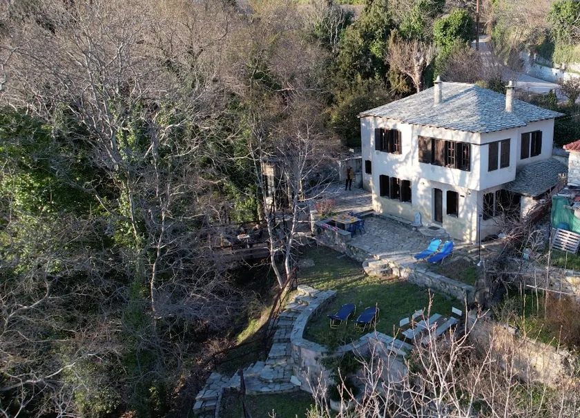 The Apple House in Milies, Pelion - Image 1