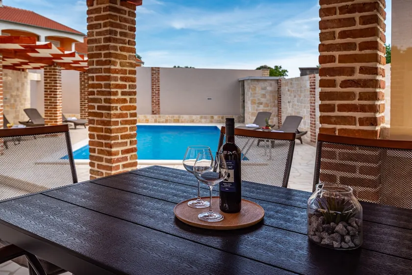 House with pool ”Ivan” - Image 1