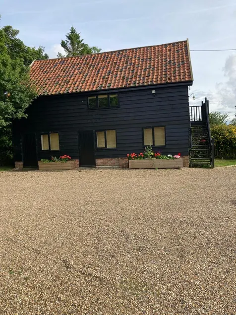 The Cartlodge ( a converted Suffolk Cartlodge) - Image 1