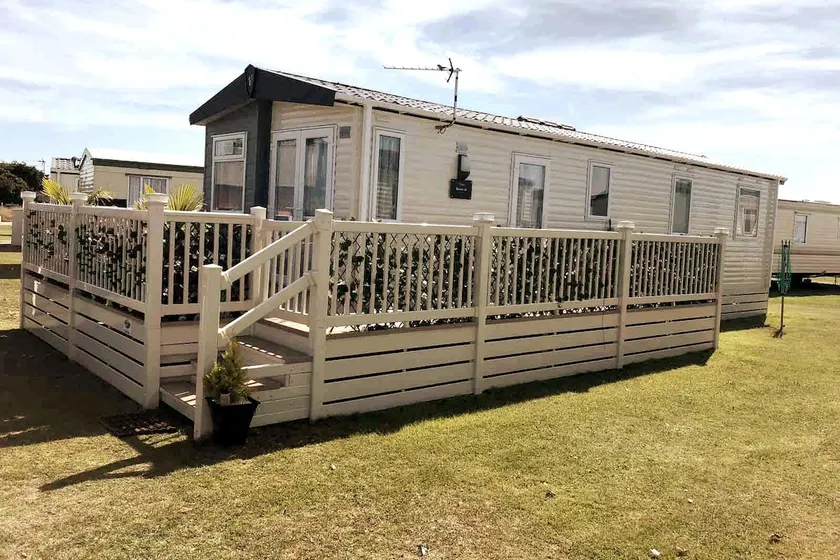 Beautiful Spacious Holiday Home - Romney Sands - Image 1