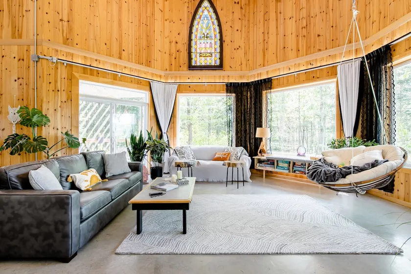 Eco-Zen Gîte - Modern and Spacious - 2nd Floor - Image 1