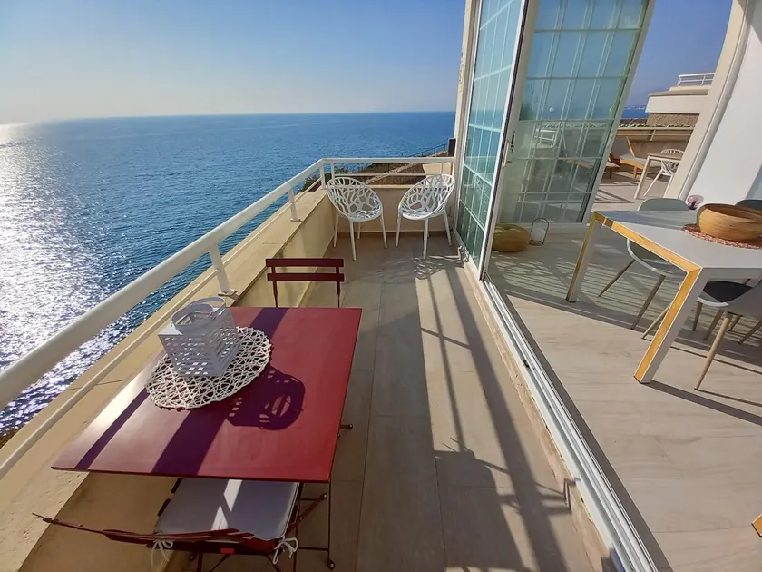Unique oceanfront views, terraces, swimming pool - Image 1