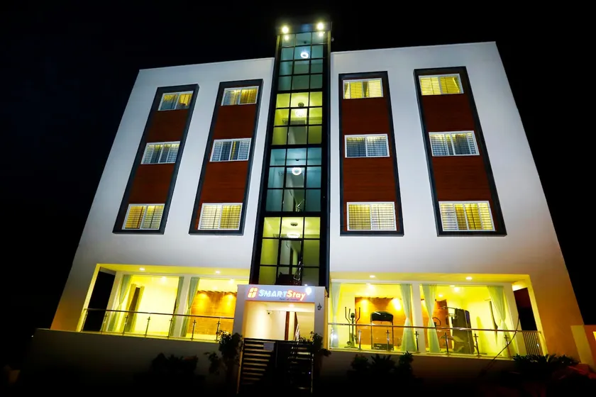 SmartStay- 2BHK Executive Apartments - Unit 1 - Image 1