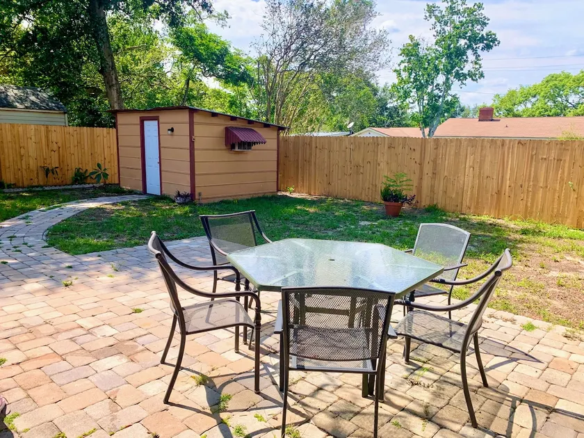 Sweet Cottage - Image 1