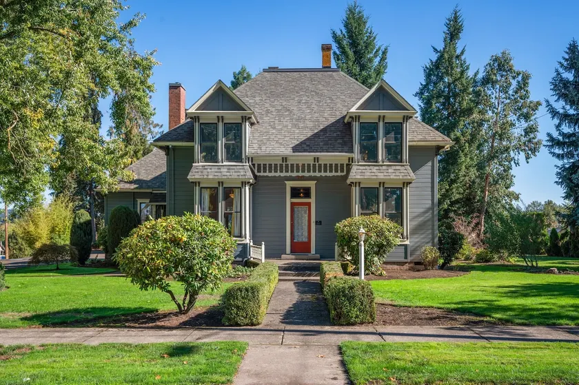The Historic Dayton Wine House - Image 1