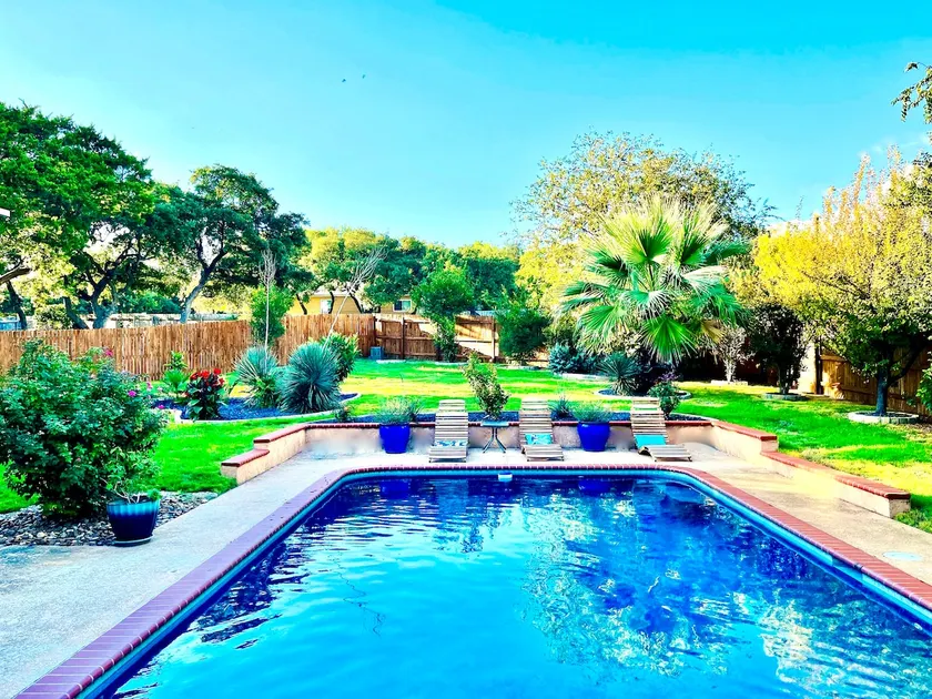 Privater Pool & Kabana! Billardtisch / Grill / geräumige yd! Conv-Standort! SCHLAFEN 17! - Image 1