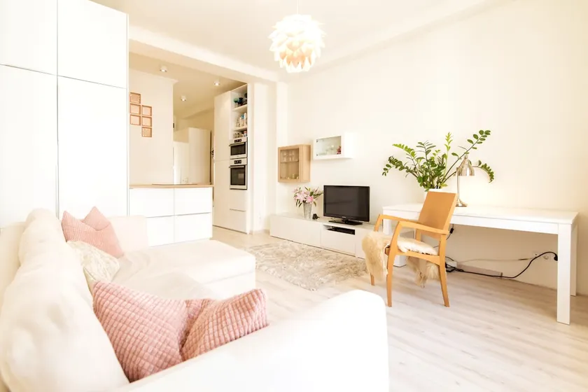 COSY APARTMENT★BALCONY ★ CITY CENTER ★FREE PARKING - Image 1