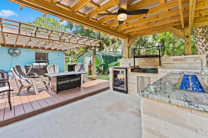 Tropical Cocoa Oasis w/ 2 Unit Option - Image 1