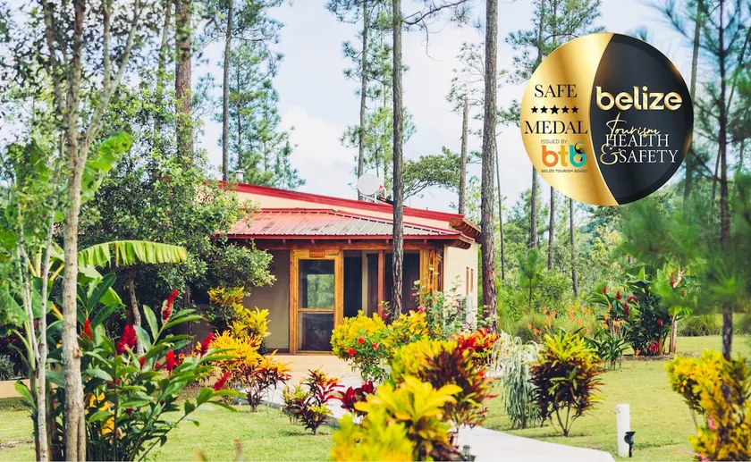 Villa w/ AC & Pool - Gold Standard Certified - Image 1