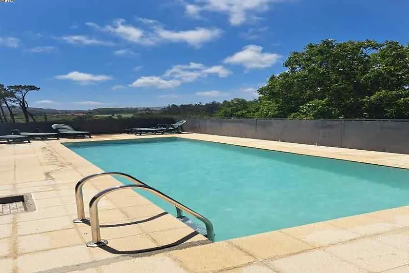 Rustic house with pool and estate in Costa da Morte - Image 1
