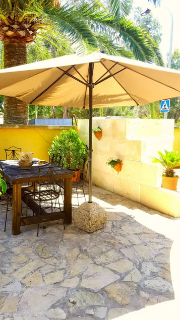 Apartamentos Julia, close to the beach and quiet, 1 apartment. - Image 1