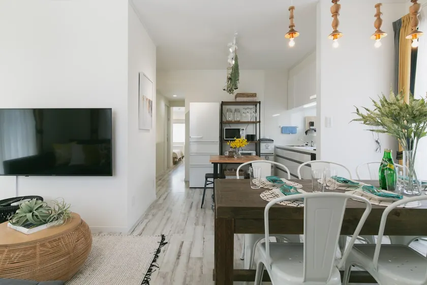 Limited to one group per day! Close to Okinawa North IC, Kaichu Road, and the beach! 3 bedrooms for 7 people! A high-sensitivity unmanned hotel - Image 1